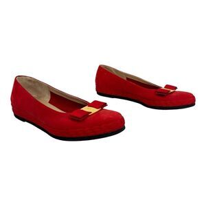 Salvatore Ferragamo Vara Bow Flats Size 8 Red Suede Espadrille Gold Logo Italy